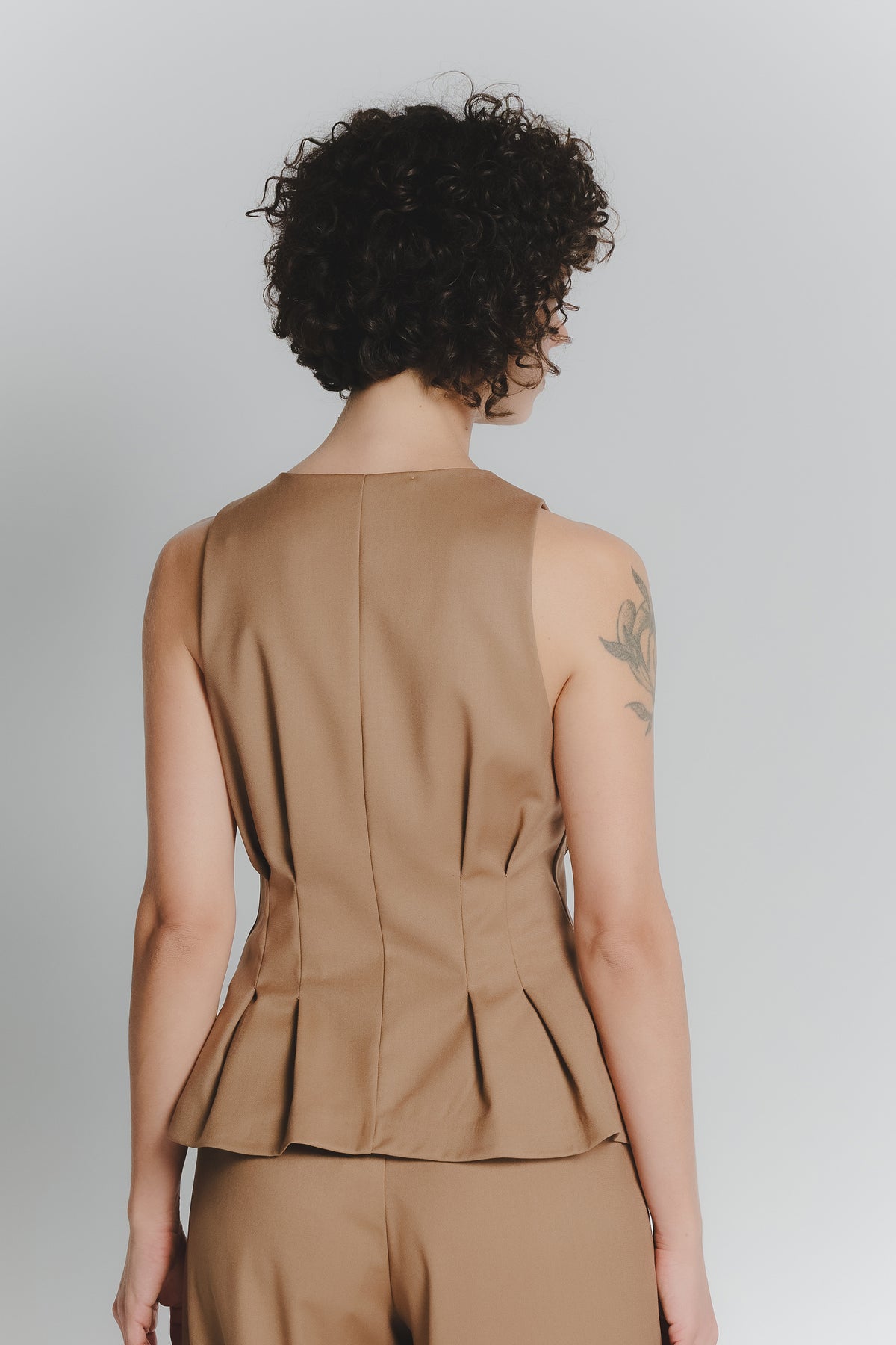 Gilet con Pieghe Cammello Donna woman Barone firenze - 3