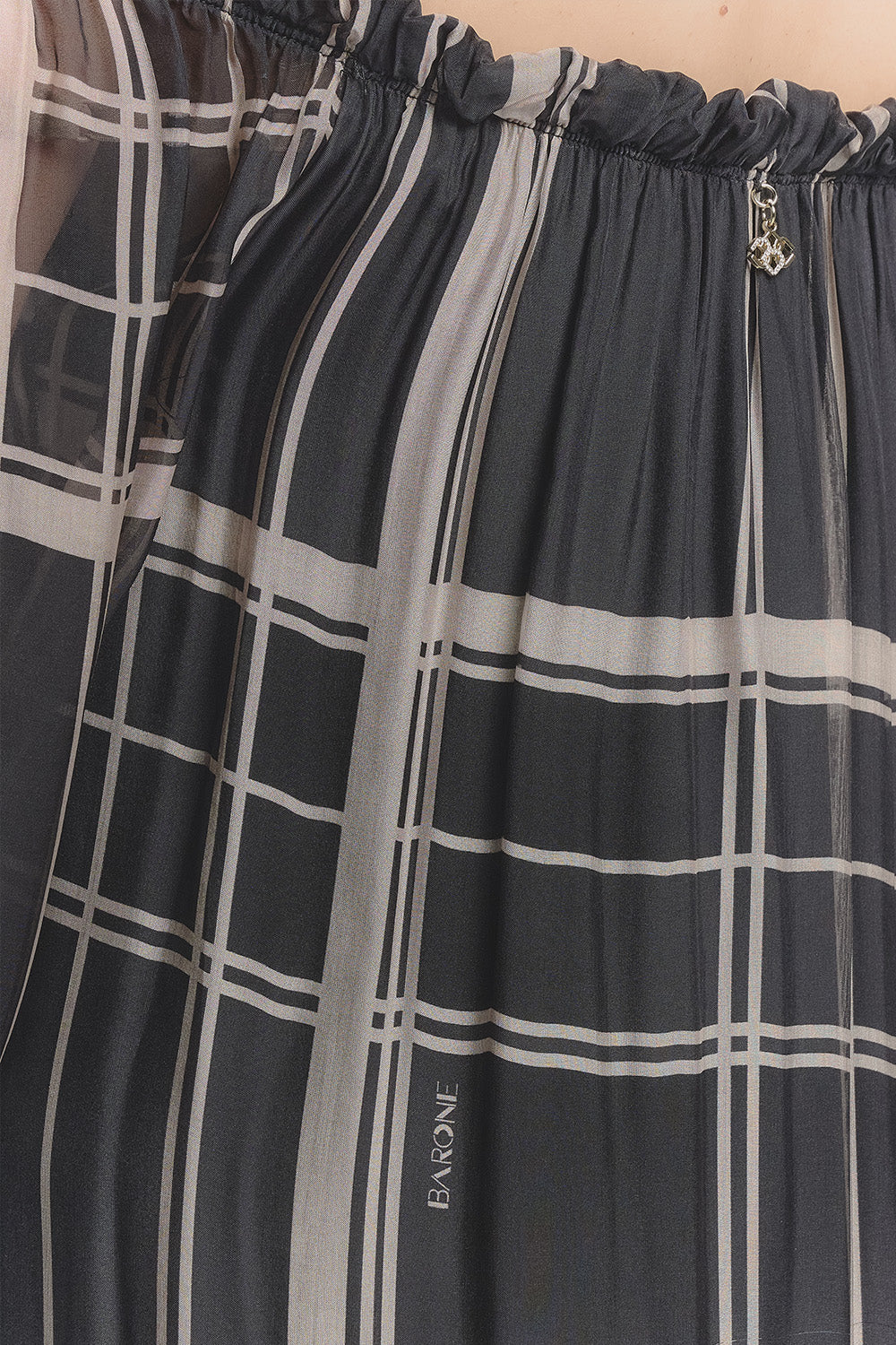 Abito Lungo Seta Nero con Scollo a Barca woman Barone firenze - 2